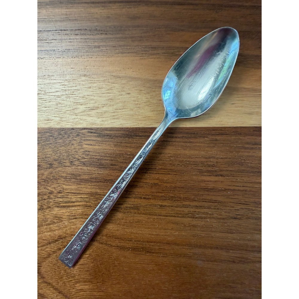 VTG 1847 Rogers Bros Silver Lace Teaspoons Set of 7 Silver Floral Flatware 61/8"